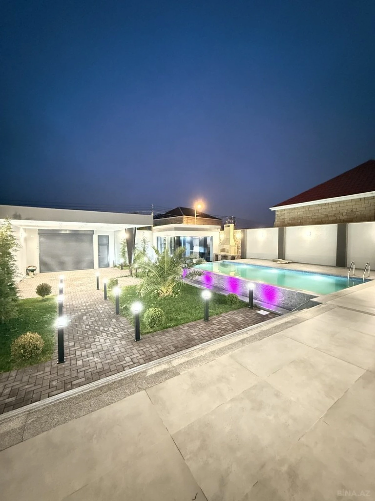 Satılır 4 otaqlı həyət evi 220 m²