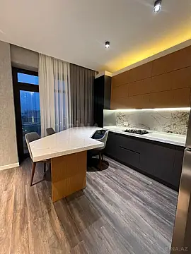 Kirayə verilir 2 otaqlı mənzil 110 m²