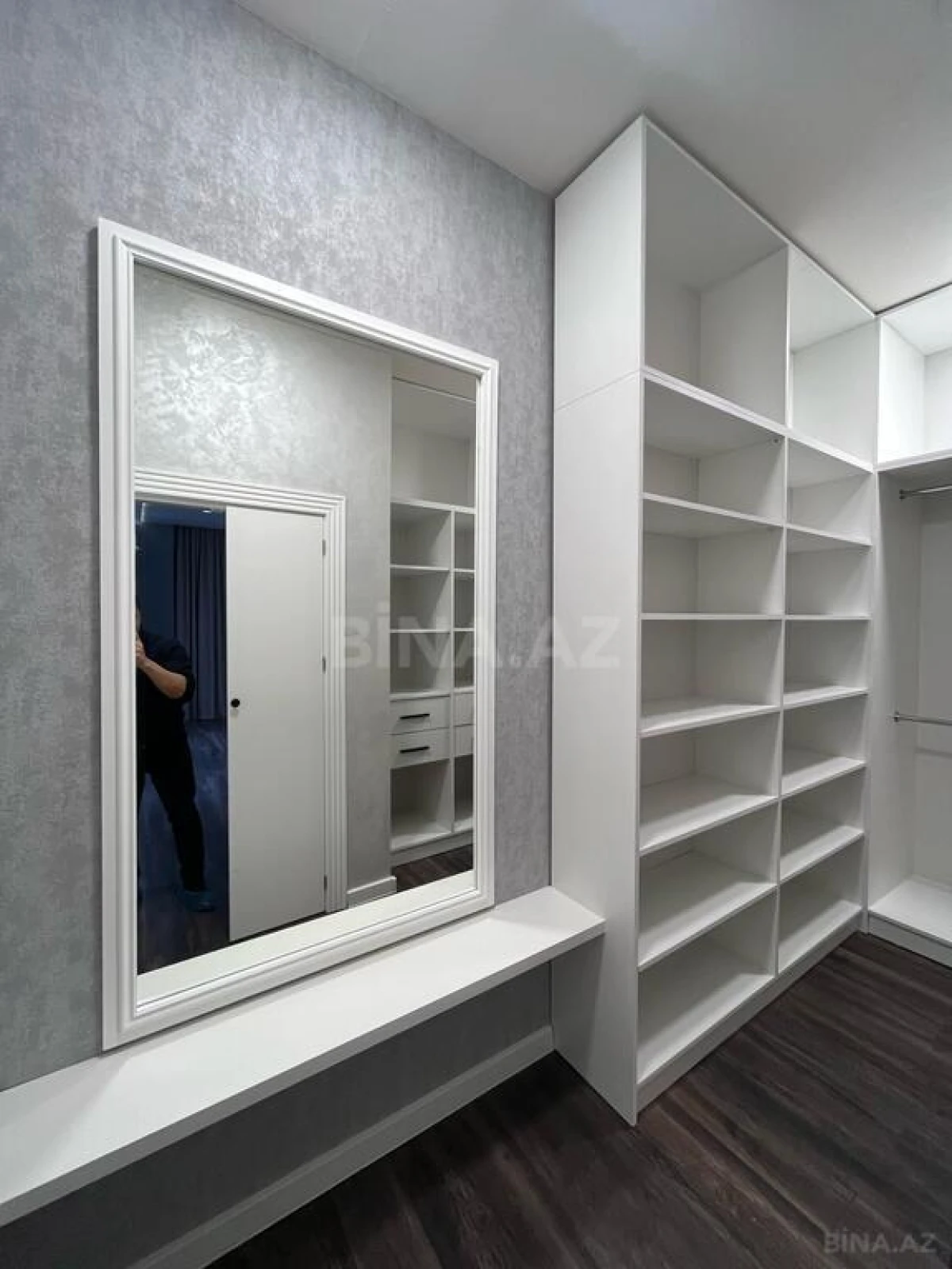 Kirayə verilir 2 otaqlı mənzil 110 m²