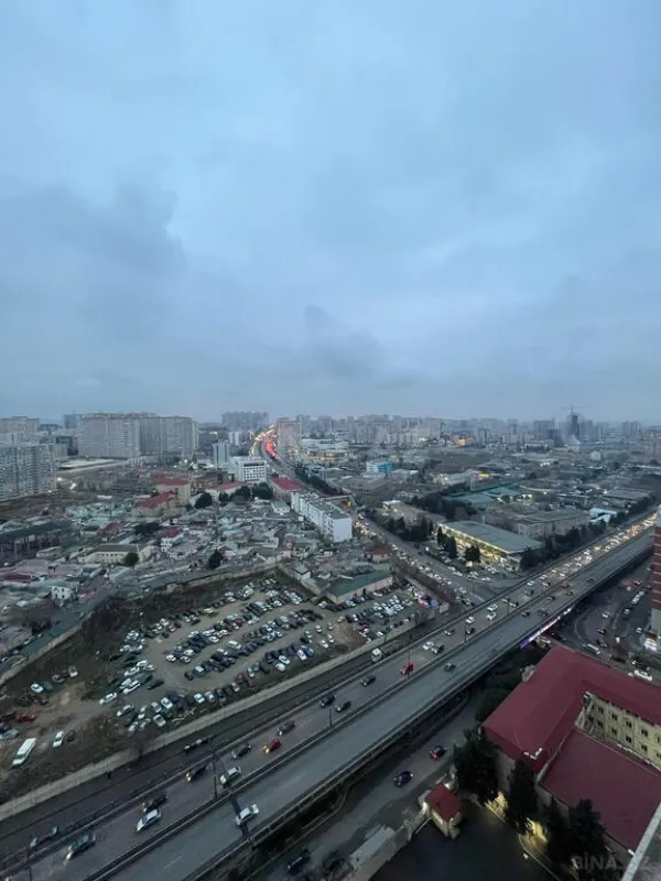 Kirayə verilir 2 otaqlı mənzil 110 m²