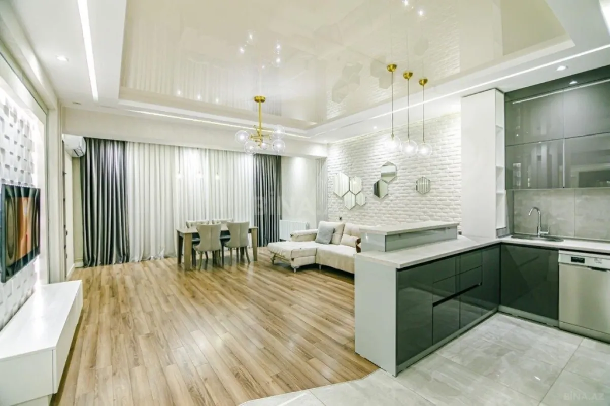 Kirayə verilir 2 otaqlı mənzil 72 m²