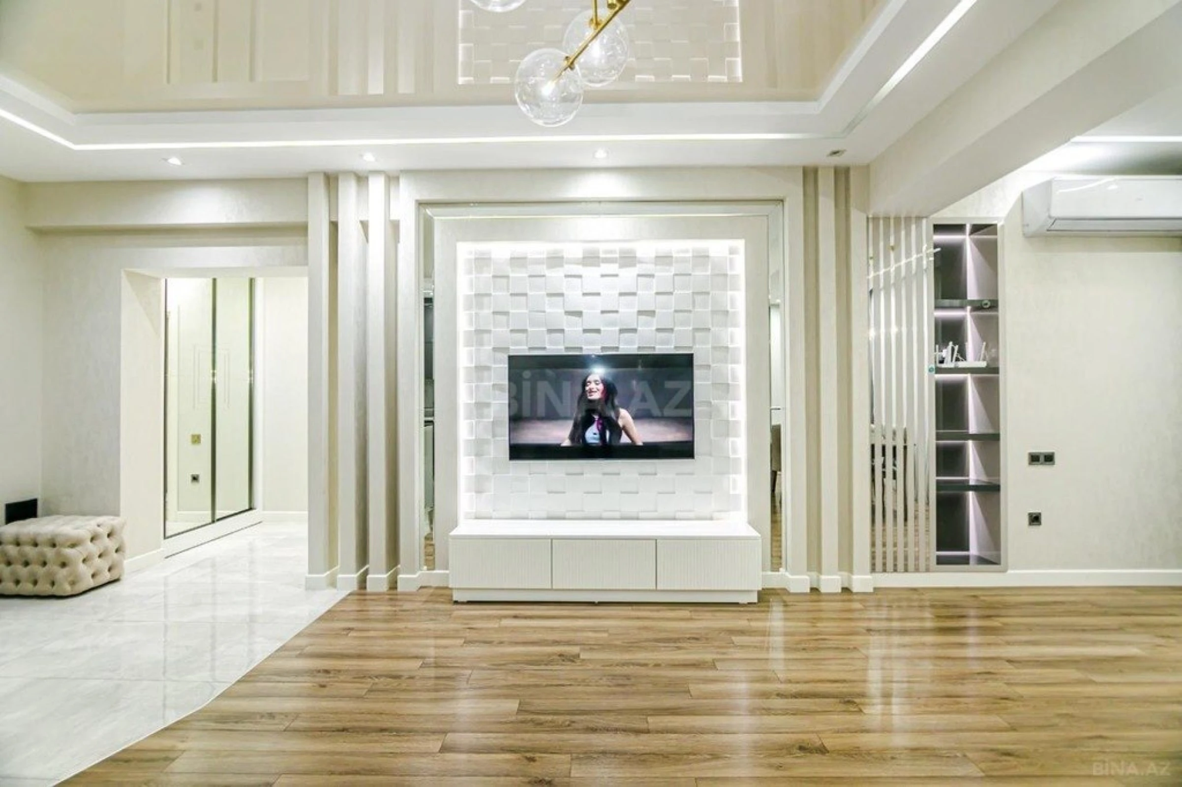 Kirayə verilir 2 otaqlı mənzil 72 m²