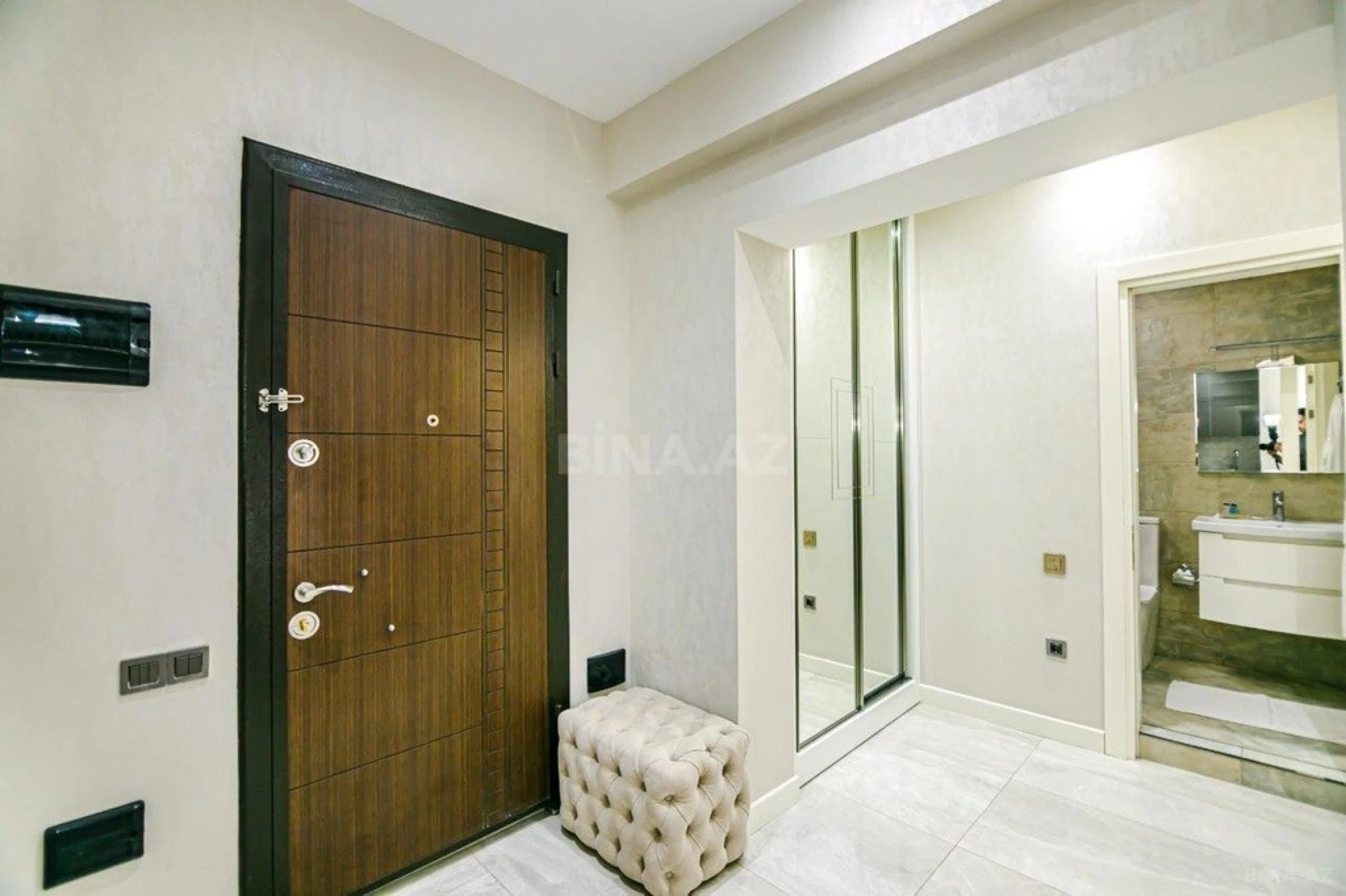 Kirayə verilir 2 otaqlı mənzil 72 m²