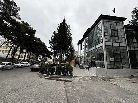 Satılır obyekt 530 m² — Bakı, Bakıxanov 530.00 m²