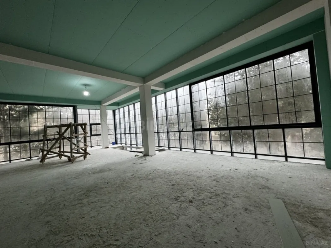 Satılır obyekt 530 m²