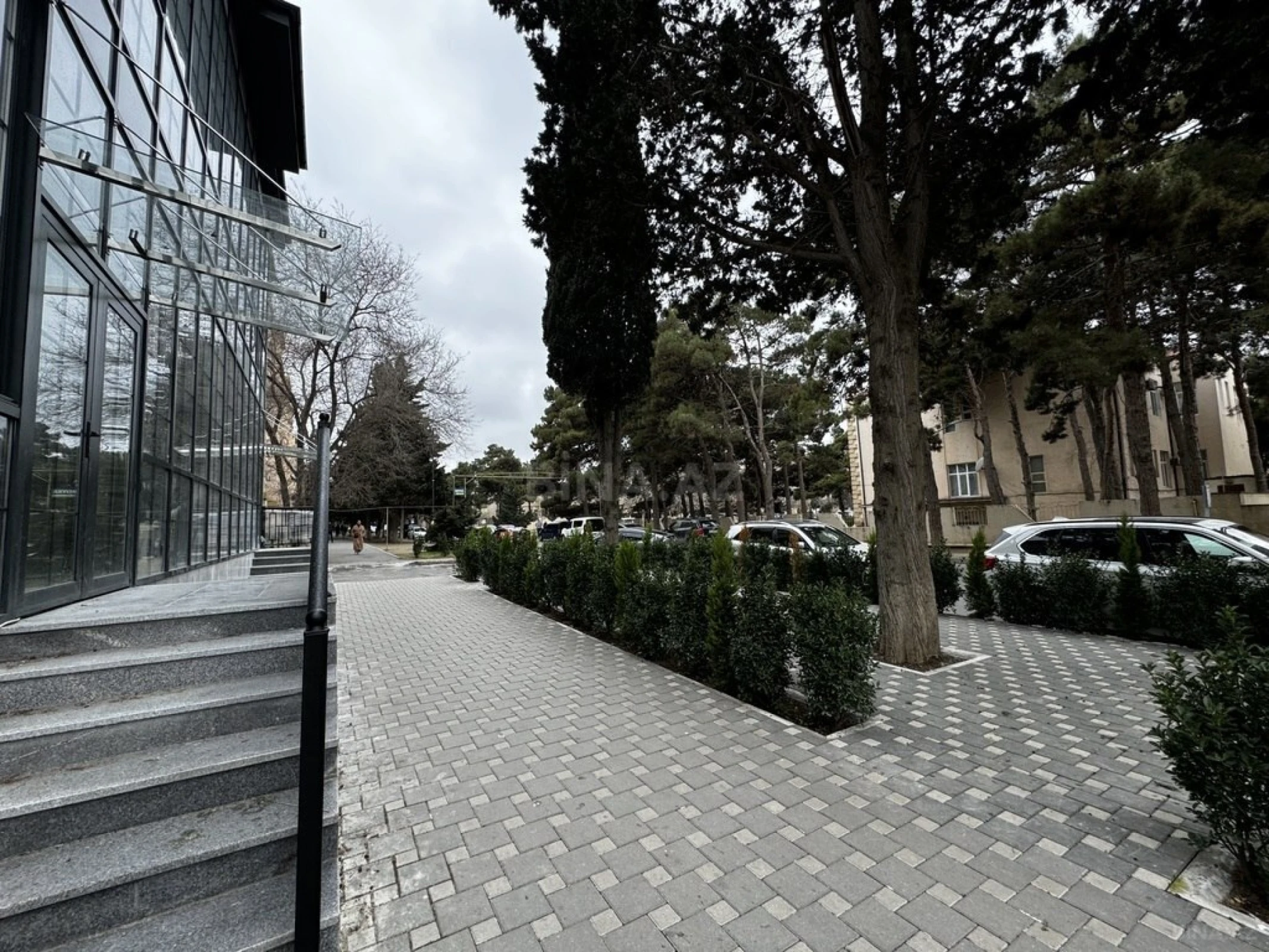 Satılır obyekt 530 m²