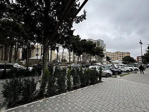 Satılır obyekt 530 m²