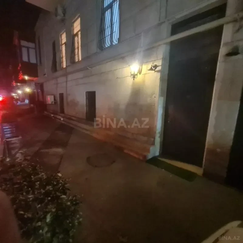 Kirayə verilir 2 otaqlı mənzil 69 m²