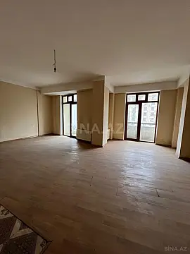 Satılır 6 otaqlı mənzil 280 m²