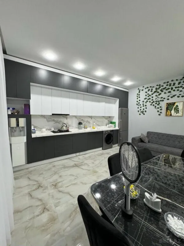 Kirayə verilir 4 otaqlı həyət evi 360 m²