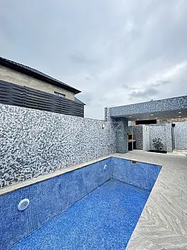 Satılır 4 otaqlı həyət evi 140 m²