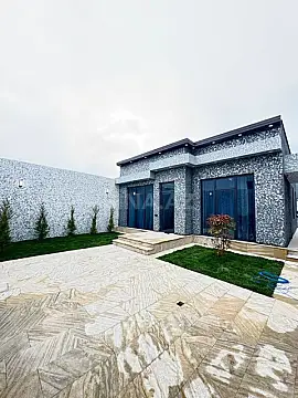 Satılır 4 otaqlı həyət evi 140 m²