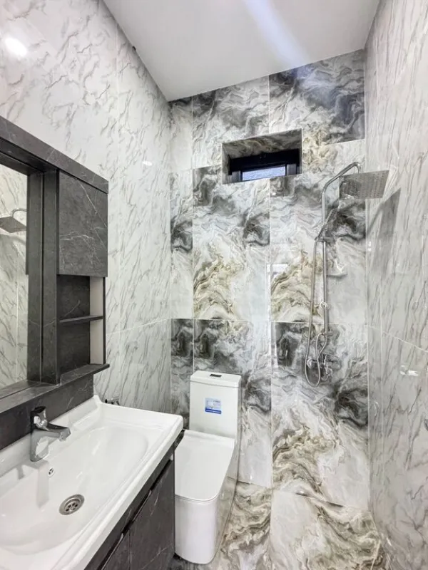 Satılır 4 otaqlı həyət evi 140 m²