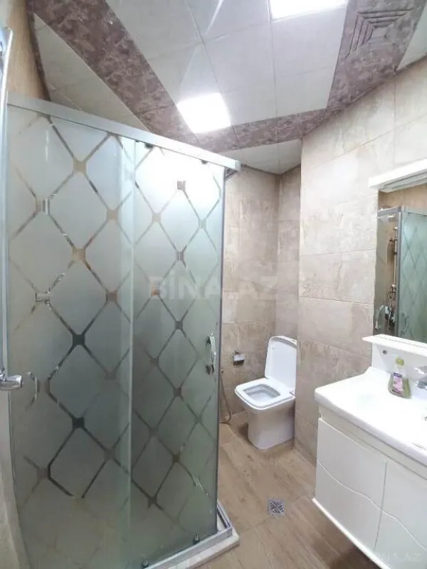 Satılır 3 otaqlı mənzil 125 m²