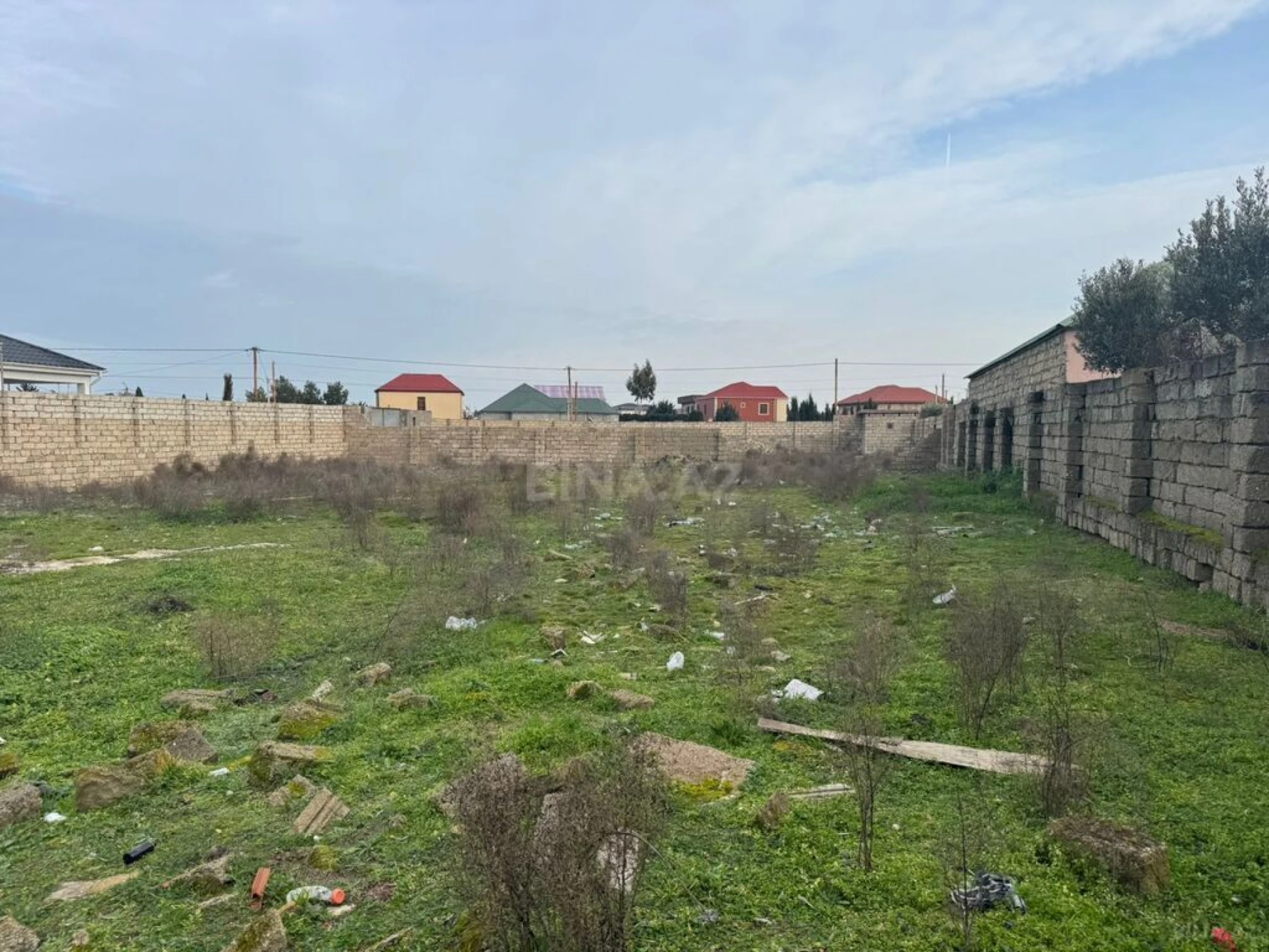 Satılır torpaq sahəsi 12 m²