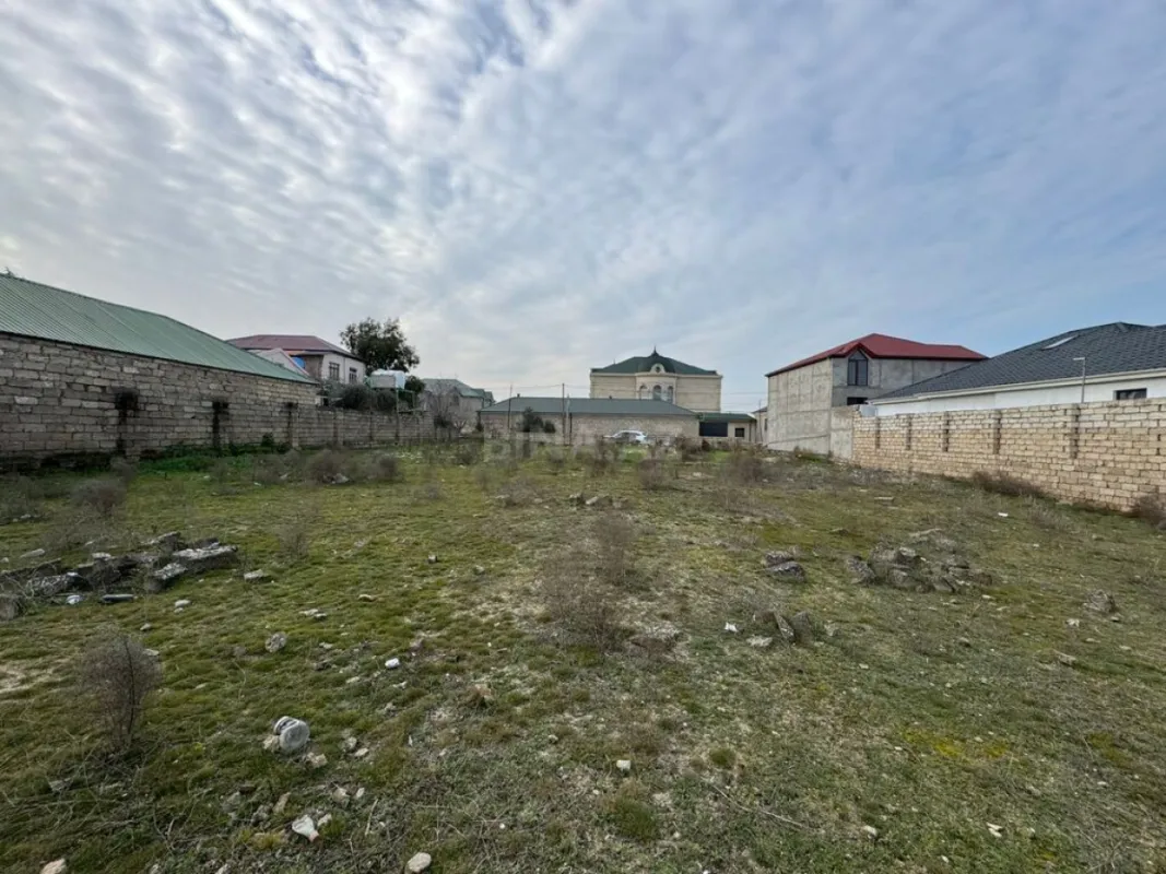 Satılır torpaq sahəsi 12 m²