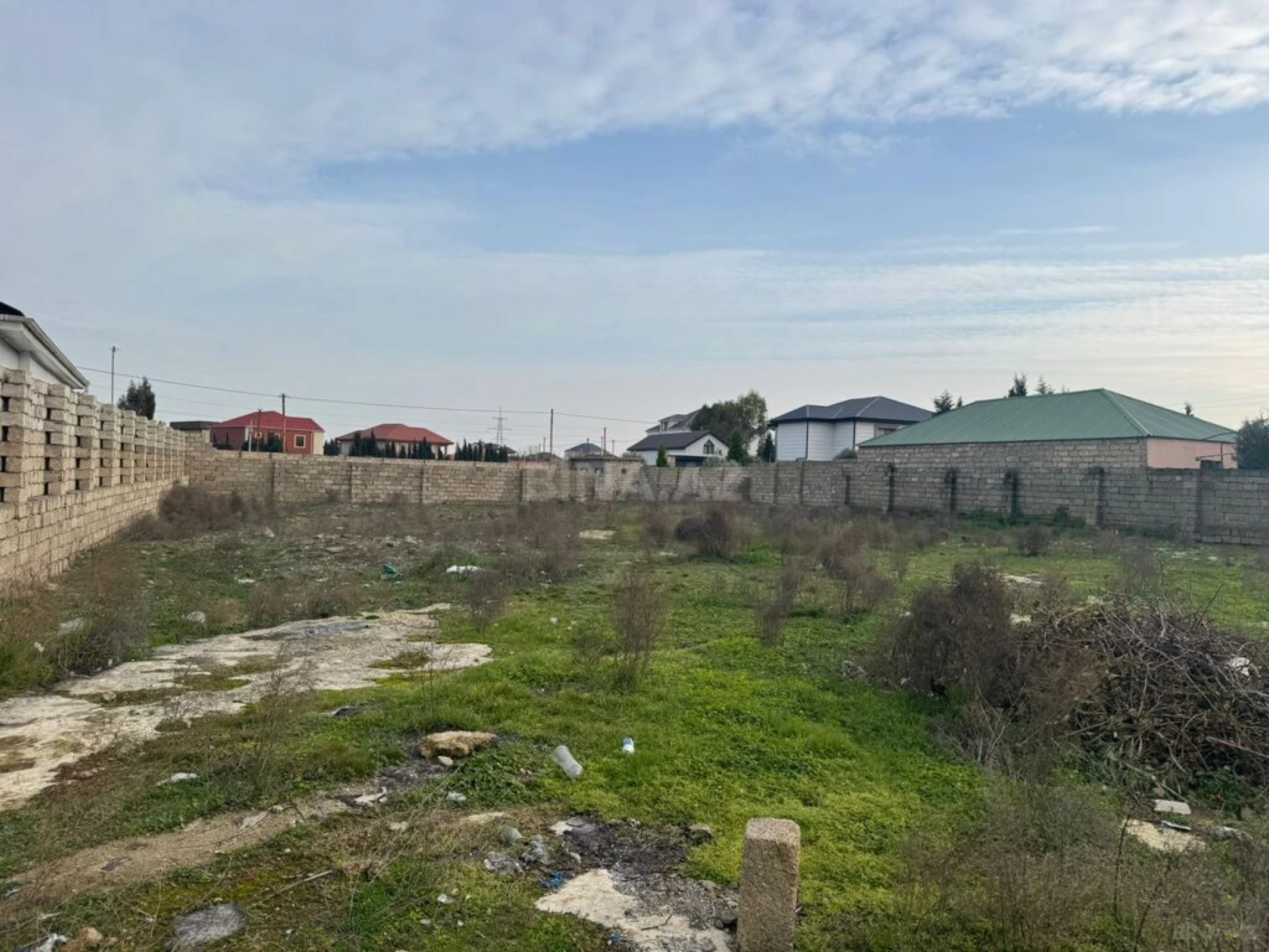 Satılır torpaq sahəsi 12 m²