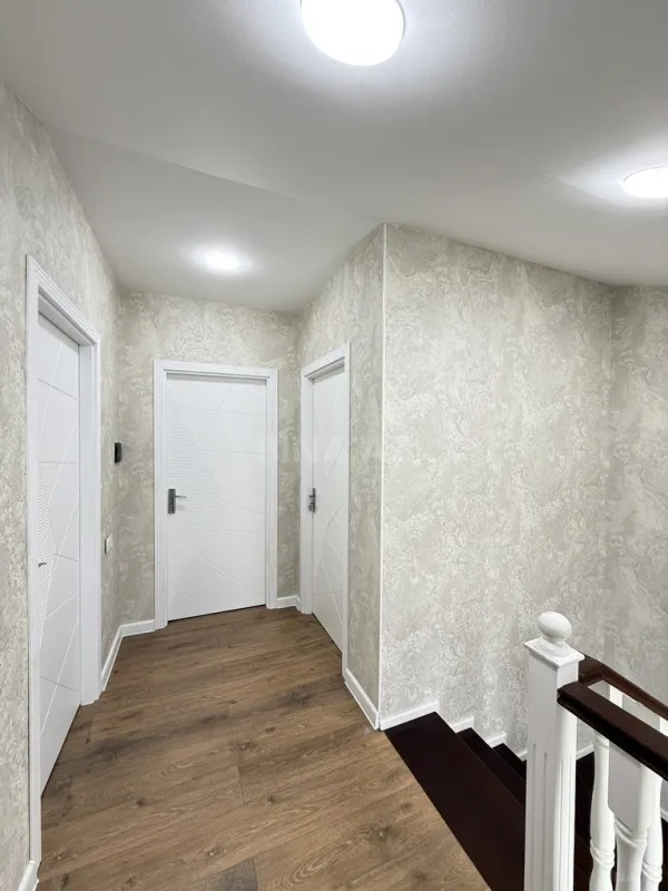 Satılır 4 otaqlı həyət evi 140 m²