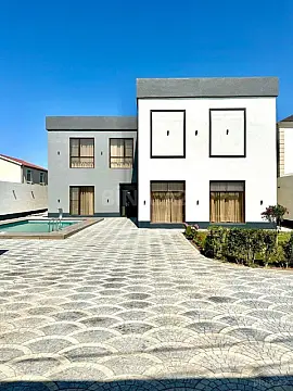 Satılır 5 otaqlı həyət evi 370 m²