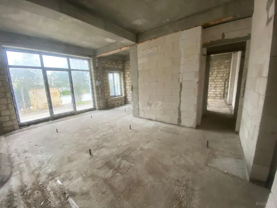 Satılır 3 otaqlı mənzil 167 m²