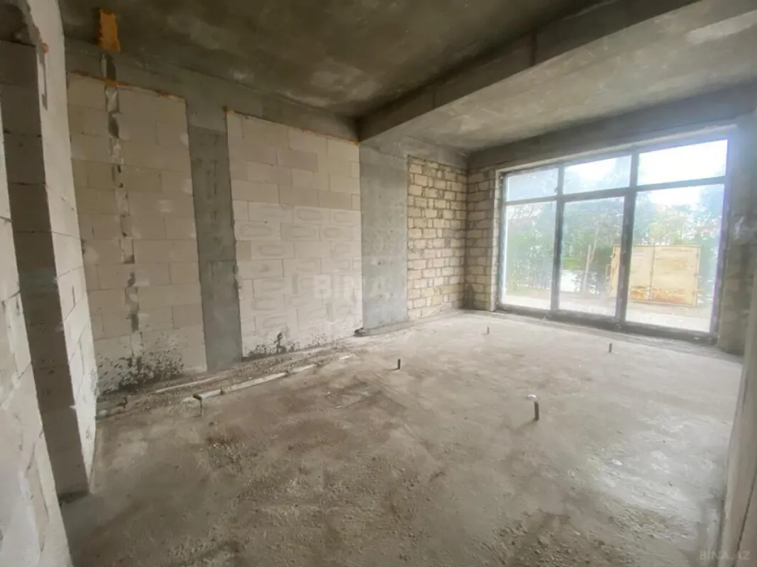Satılır 3 otaqlı mənzil 167 m²
