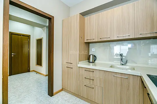 Kirayə verilir 3 otaqlı mənzil 135 m²