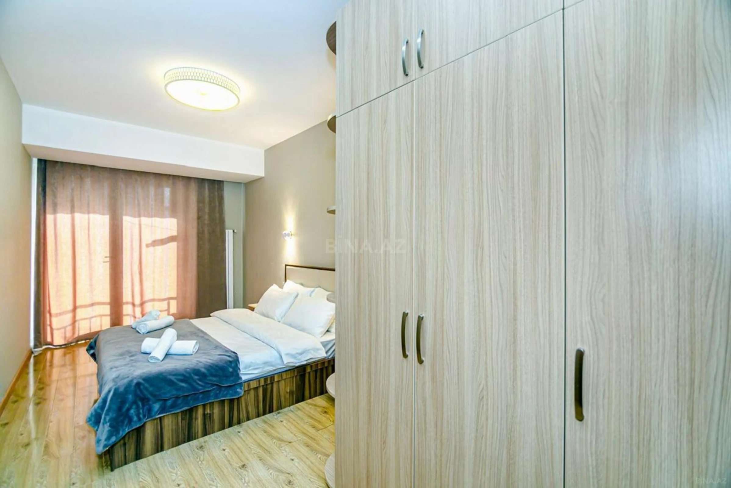 Kirayə verilir 3 otaqlı mənzil 135 m²