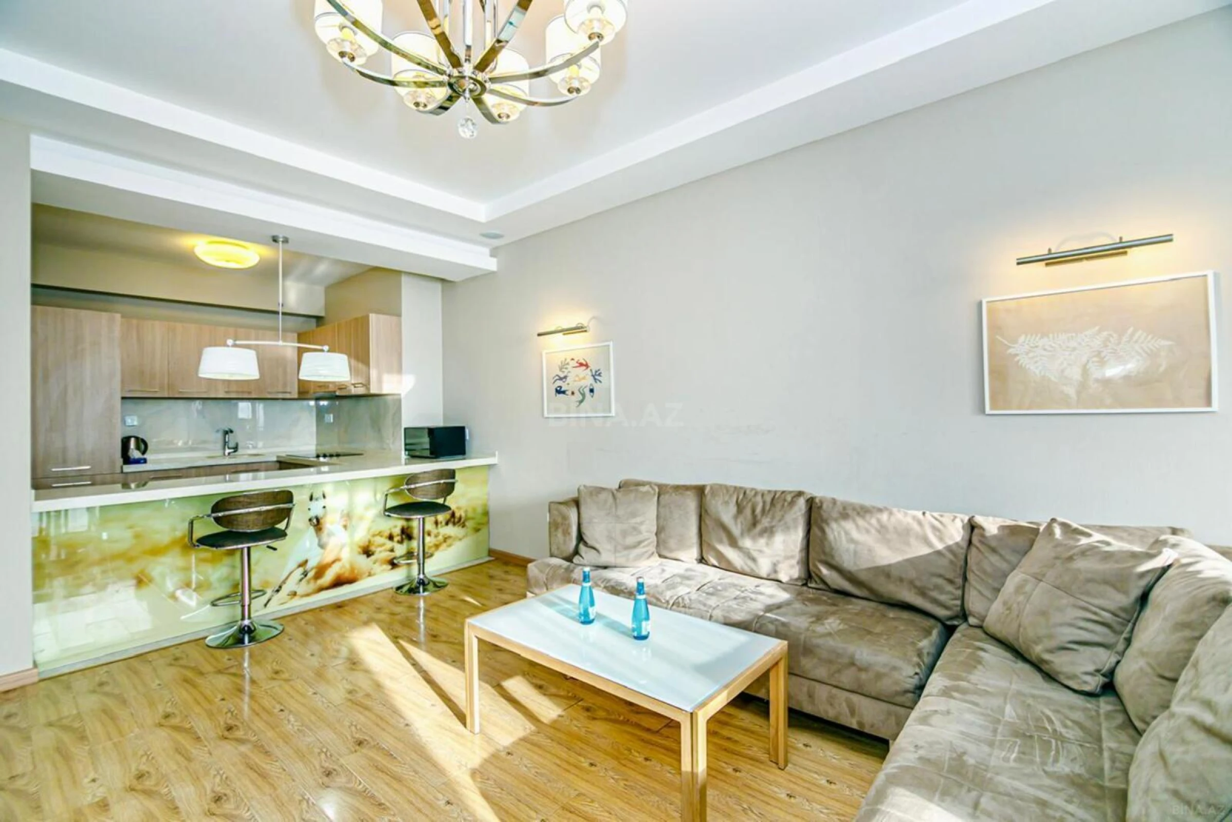 Kirayə verilir 3 otaqlı mənzil 135 m²