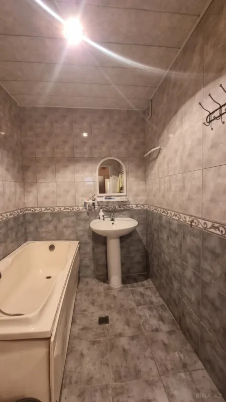 Satılır 3 otaqlı mənzil 86 m²