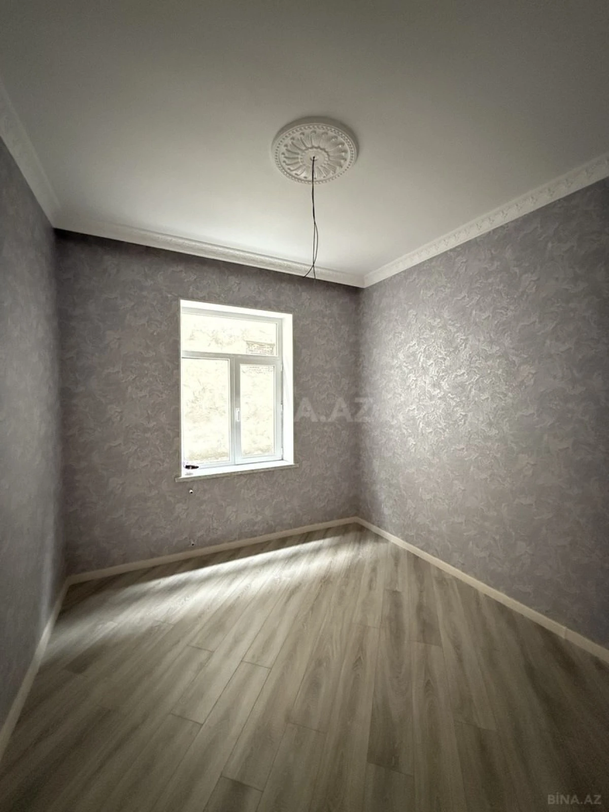 Satılır 4 otaqlı həyət evi 125 m²