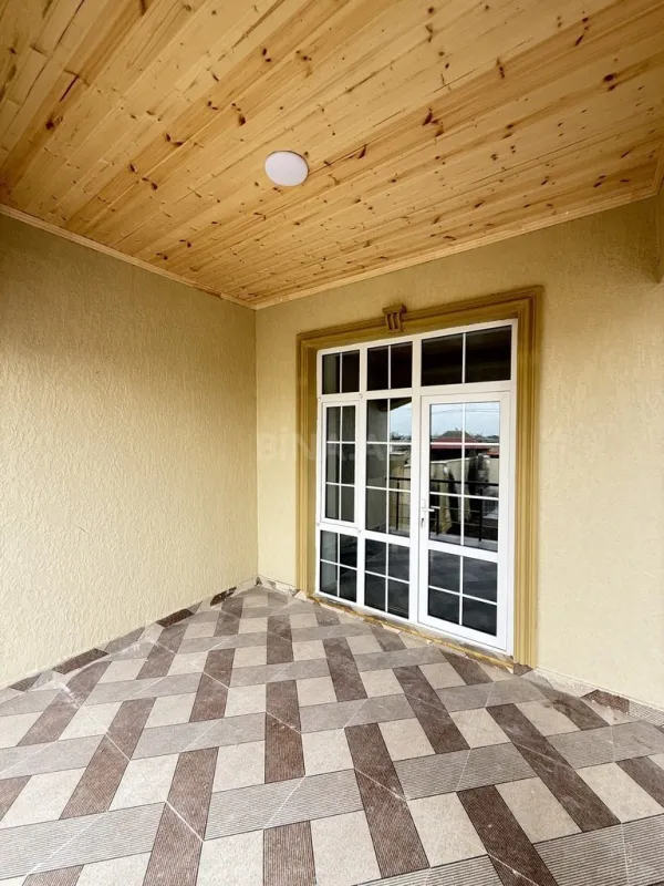 Satılır 4 otaqlı həyət evi 125 m²