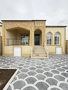 Satılır 4 otaqlı həyət evi 125 m²