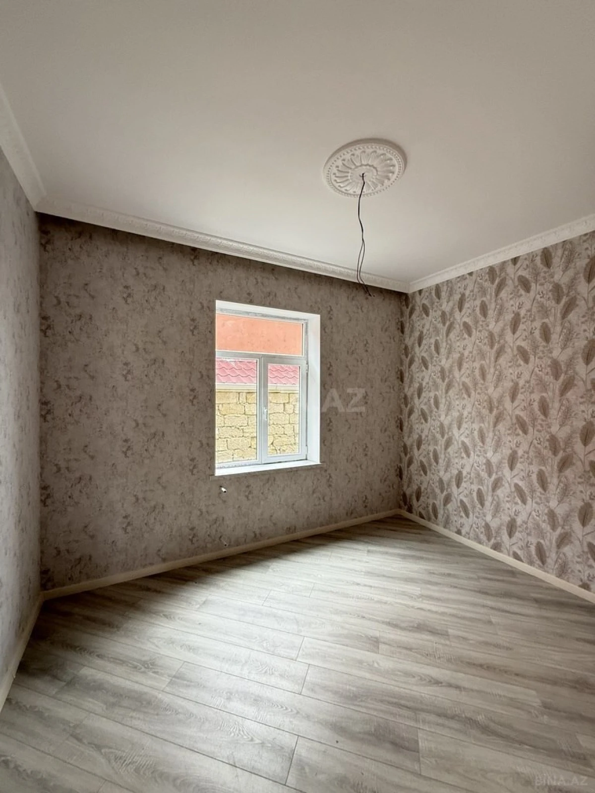 Satılır 4 otaqlı həyət evi 125 m²