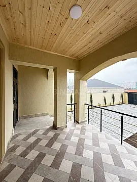 Satılır 4 otaqlı həyət evi 125 m²