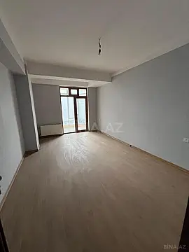 Satılır 7 otaqlı mənzil 260 m²