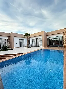 Kirayə verilir 5 otaqlı həyət evi 400 m² — Bakı, Mərdəkan 5 otaq 400.00 m²