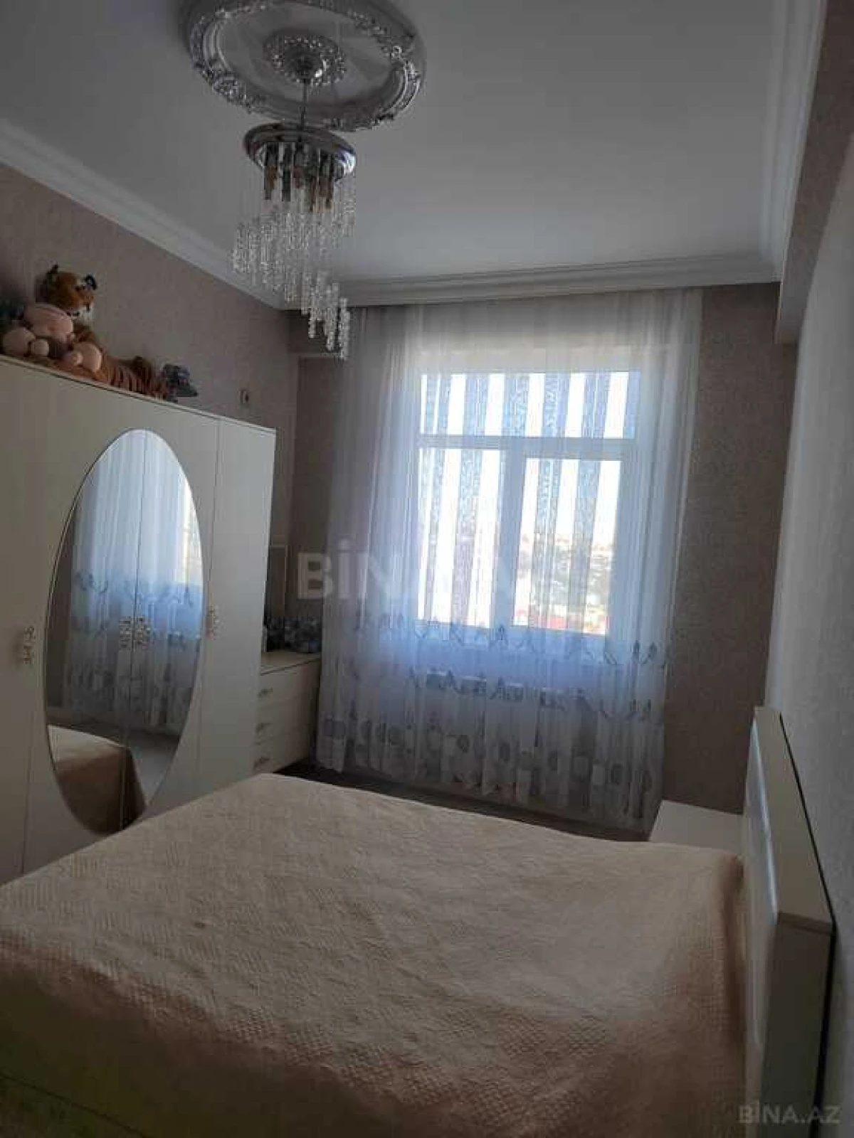 Satılır 3 otaqlı mənzil 105 m²