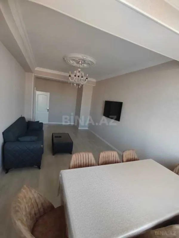 Satılır 3 otaqlı mənzil 105 m²