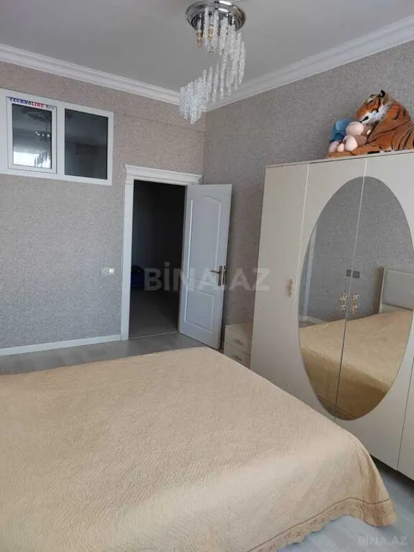 Satılır 3 otaqlı mənzil 105 m²
