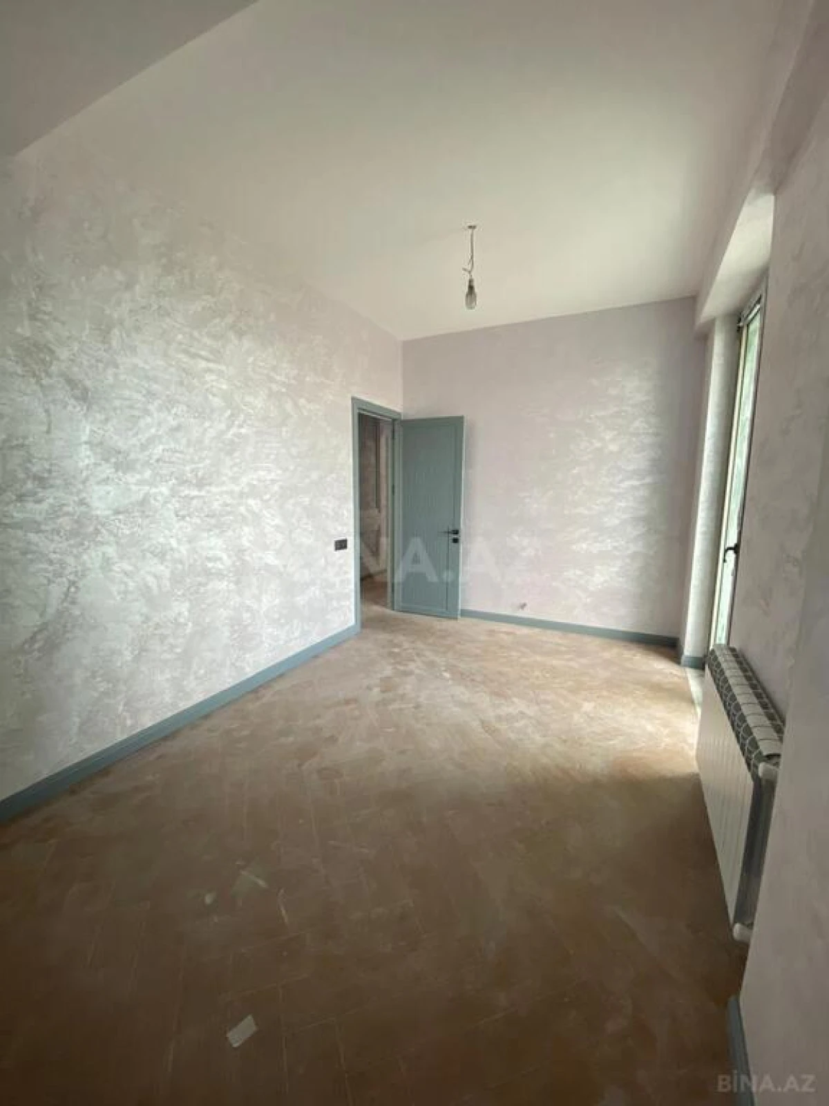 Satılır 3 otaqlı mənzil 101 m²
