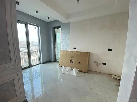 Satılır 3 otaqlı mənzil 101 m²