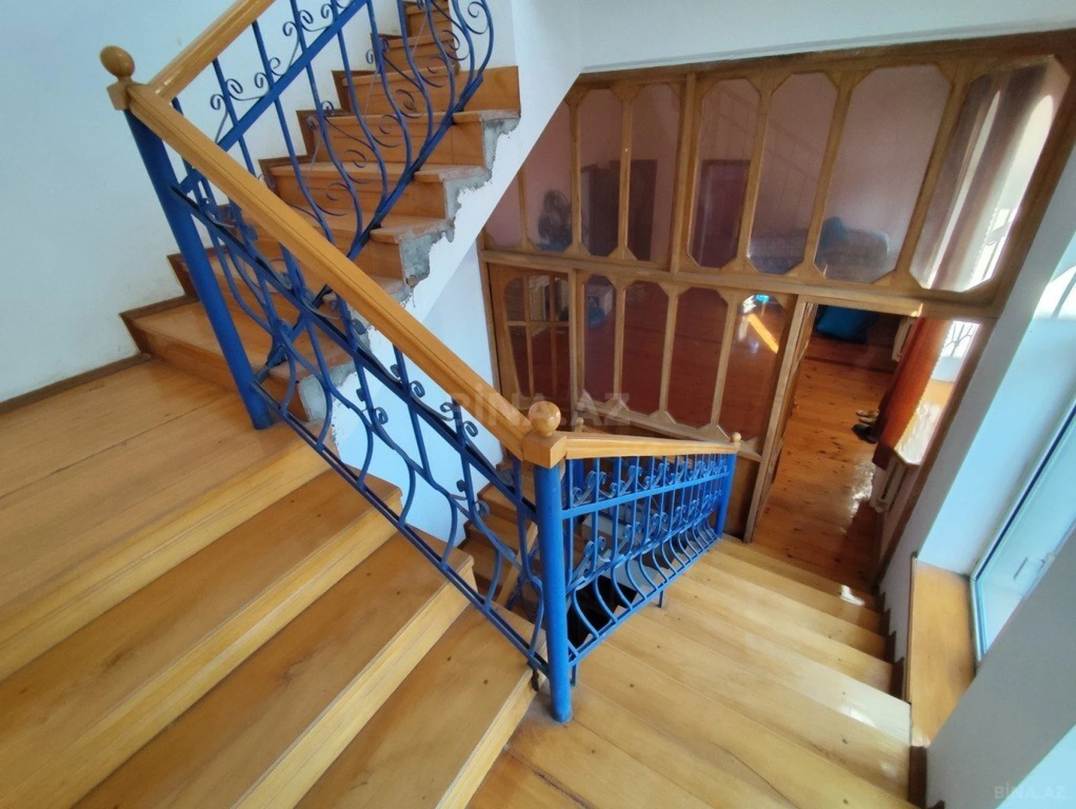 Satılır 8 otaqlı həyət evi 628.1 m²