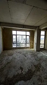 Satılır 3 otaqlı mənzil 135 m²