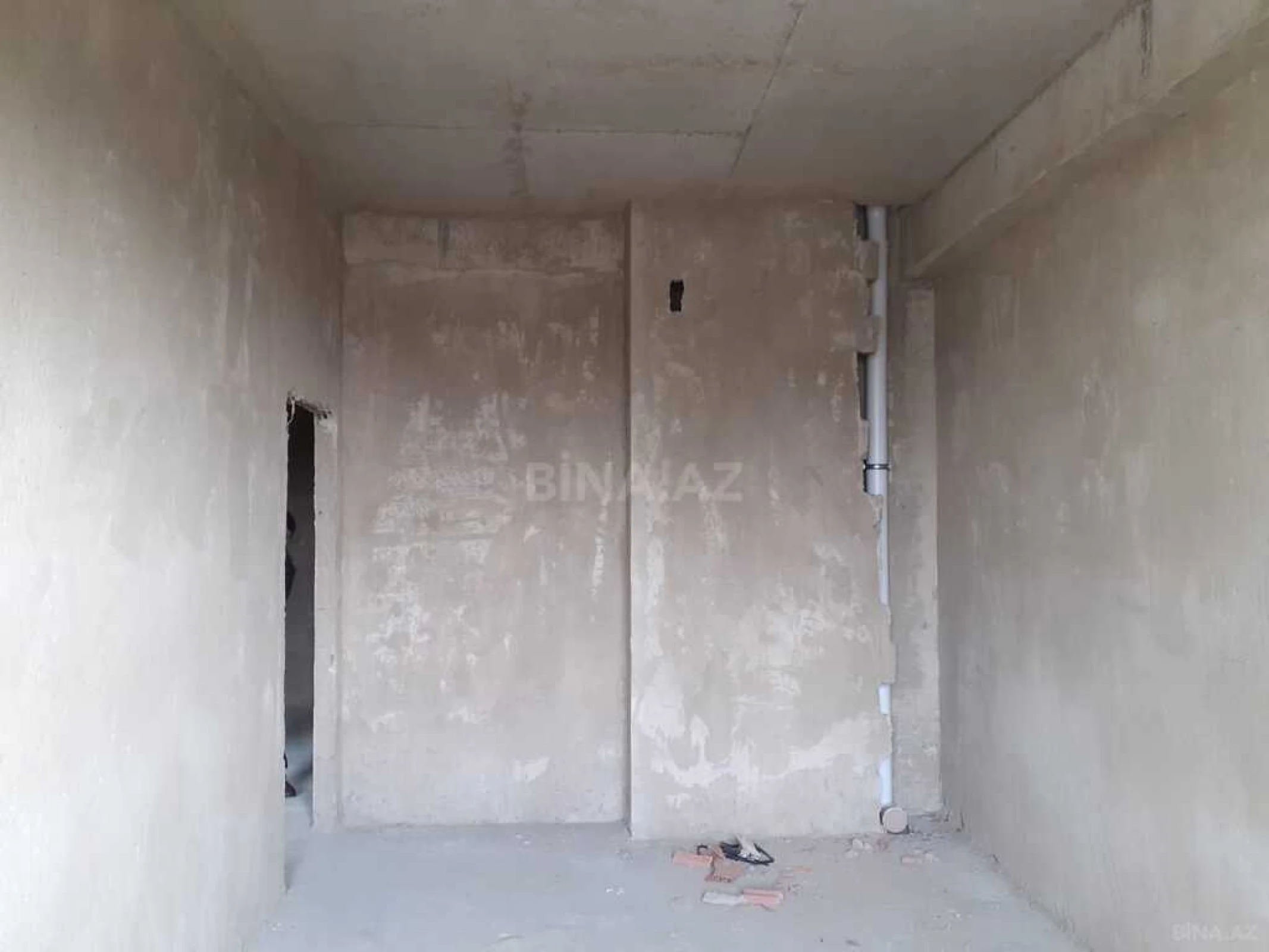 Satılır 3 otaqlı mənzil 135 m²