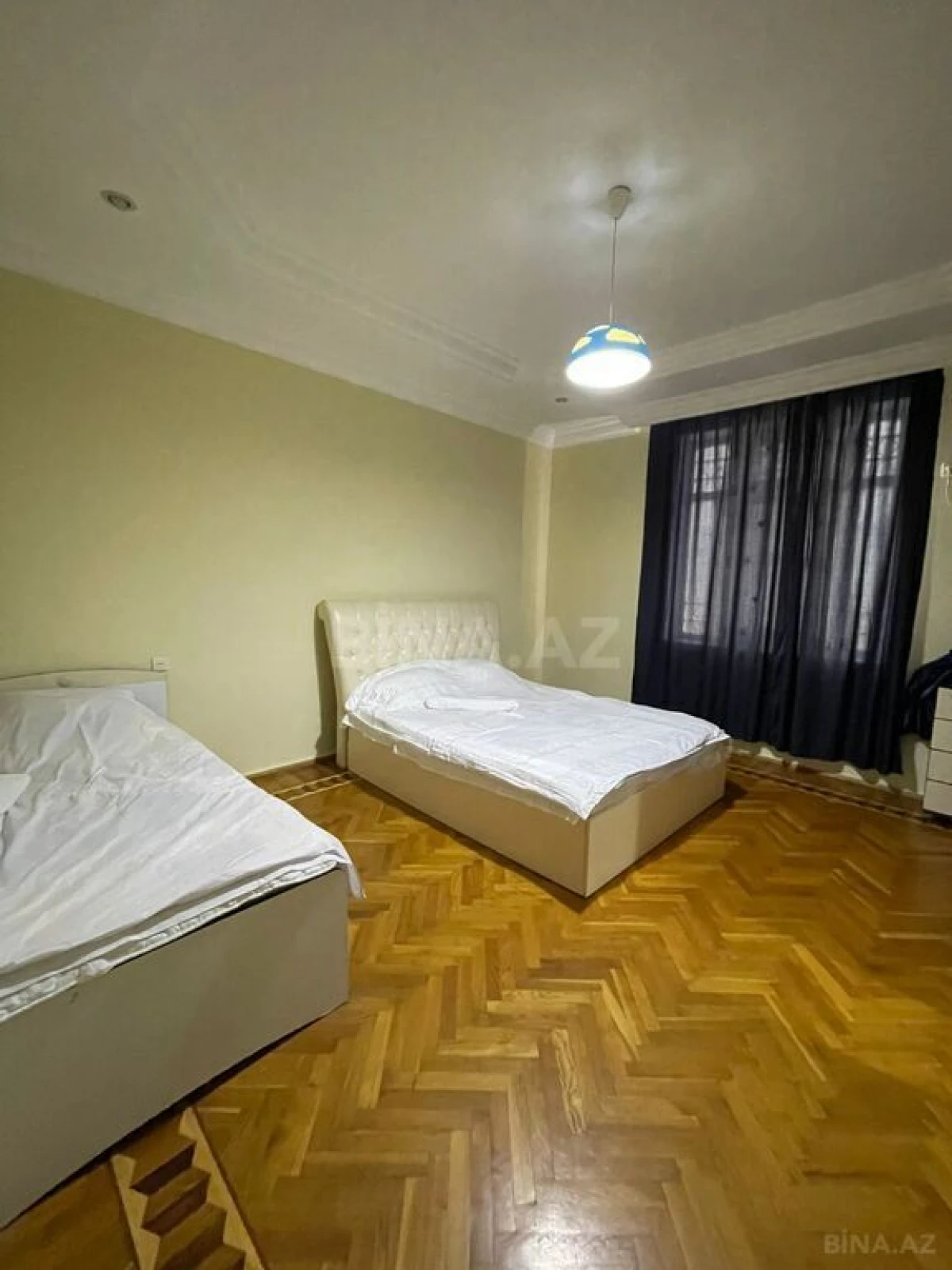 Satılır 5 otaqlı həyət evi 400 m²