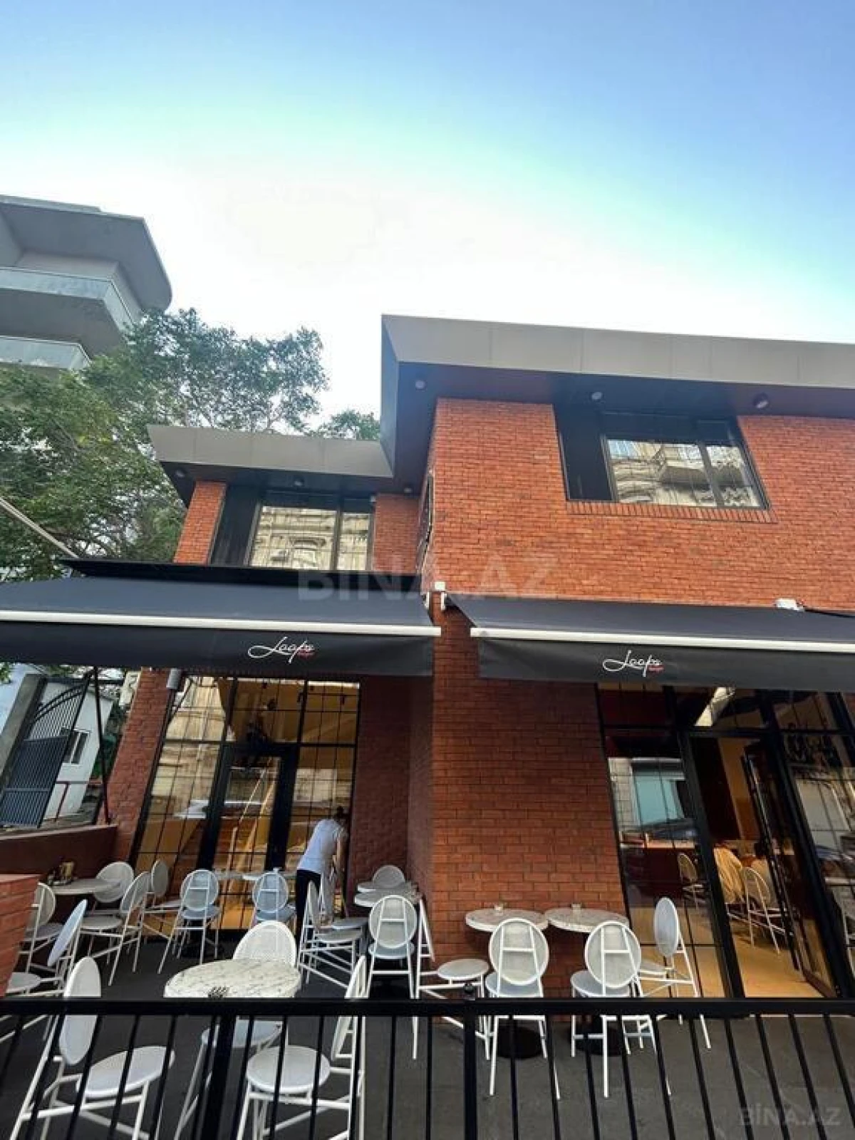 Satılır obyekt 180 m²