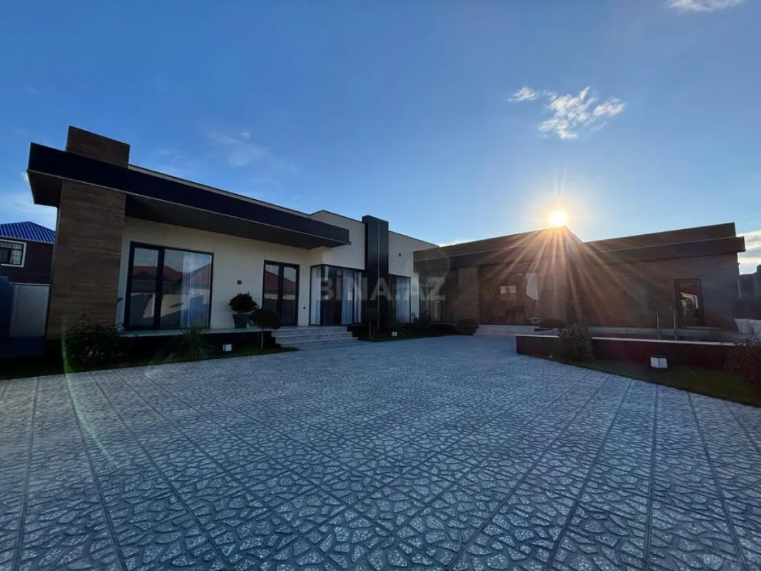 Satılır 4 otaqlı həyət evi 180 m²