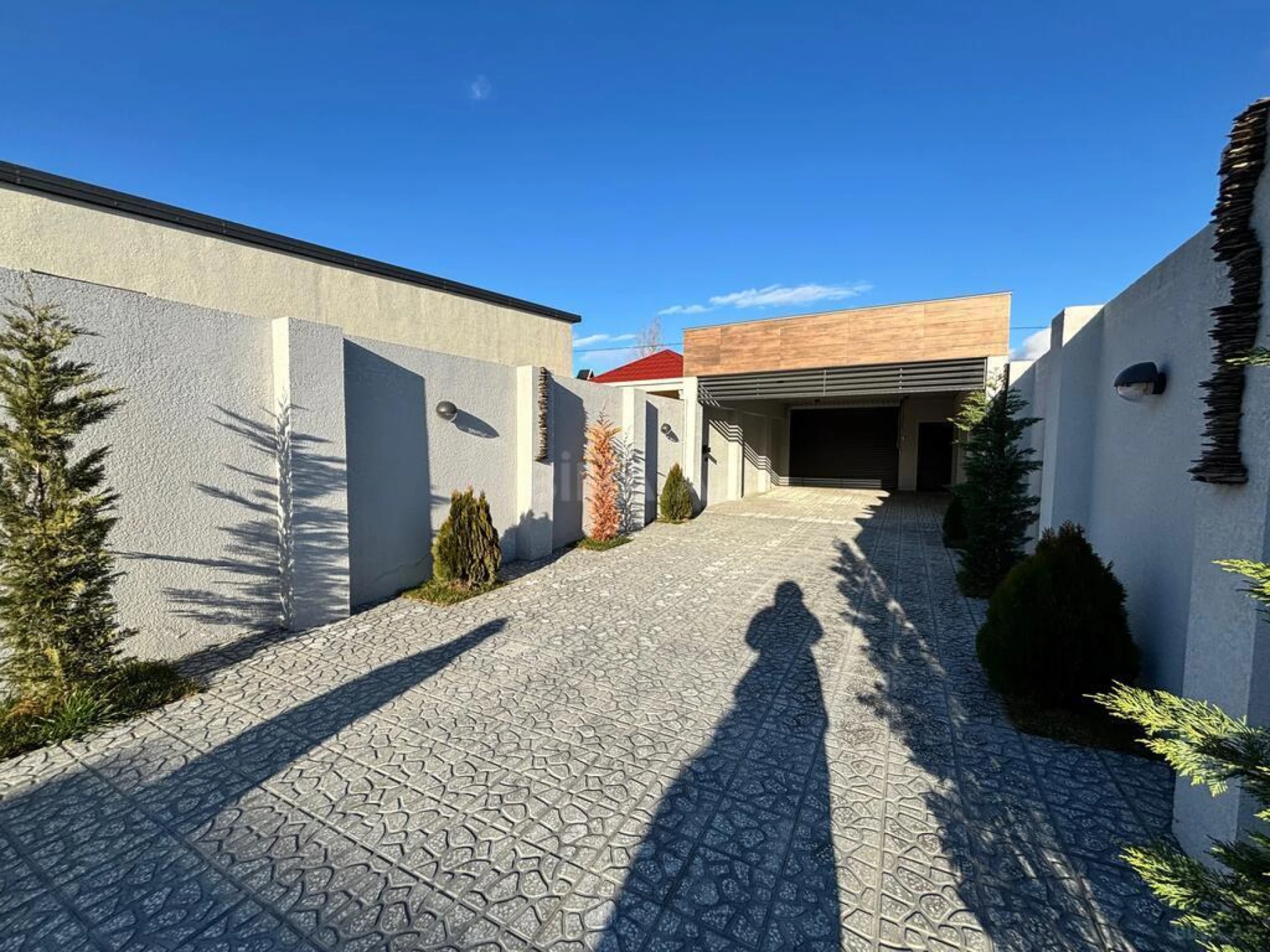 Satılır 4 otaqlı həyət evi 180 m²