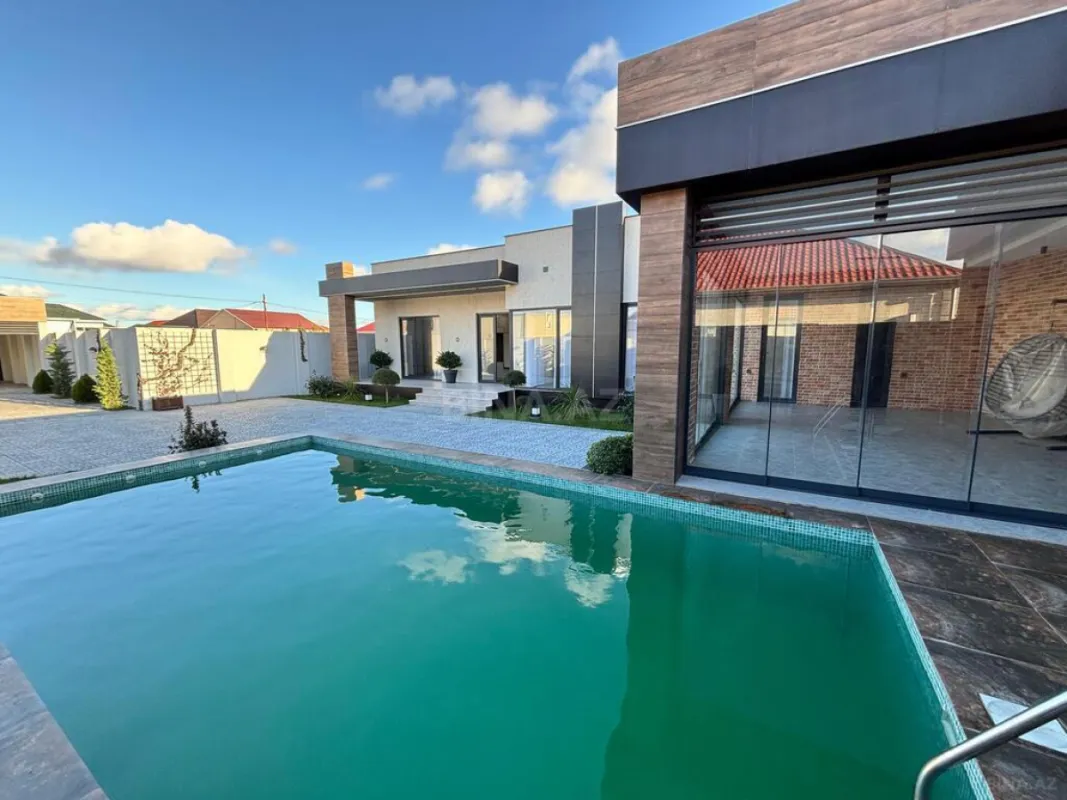 Satılır 4 otaqlı həyət evi 180 m²