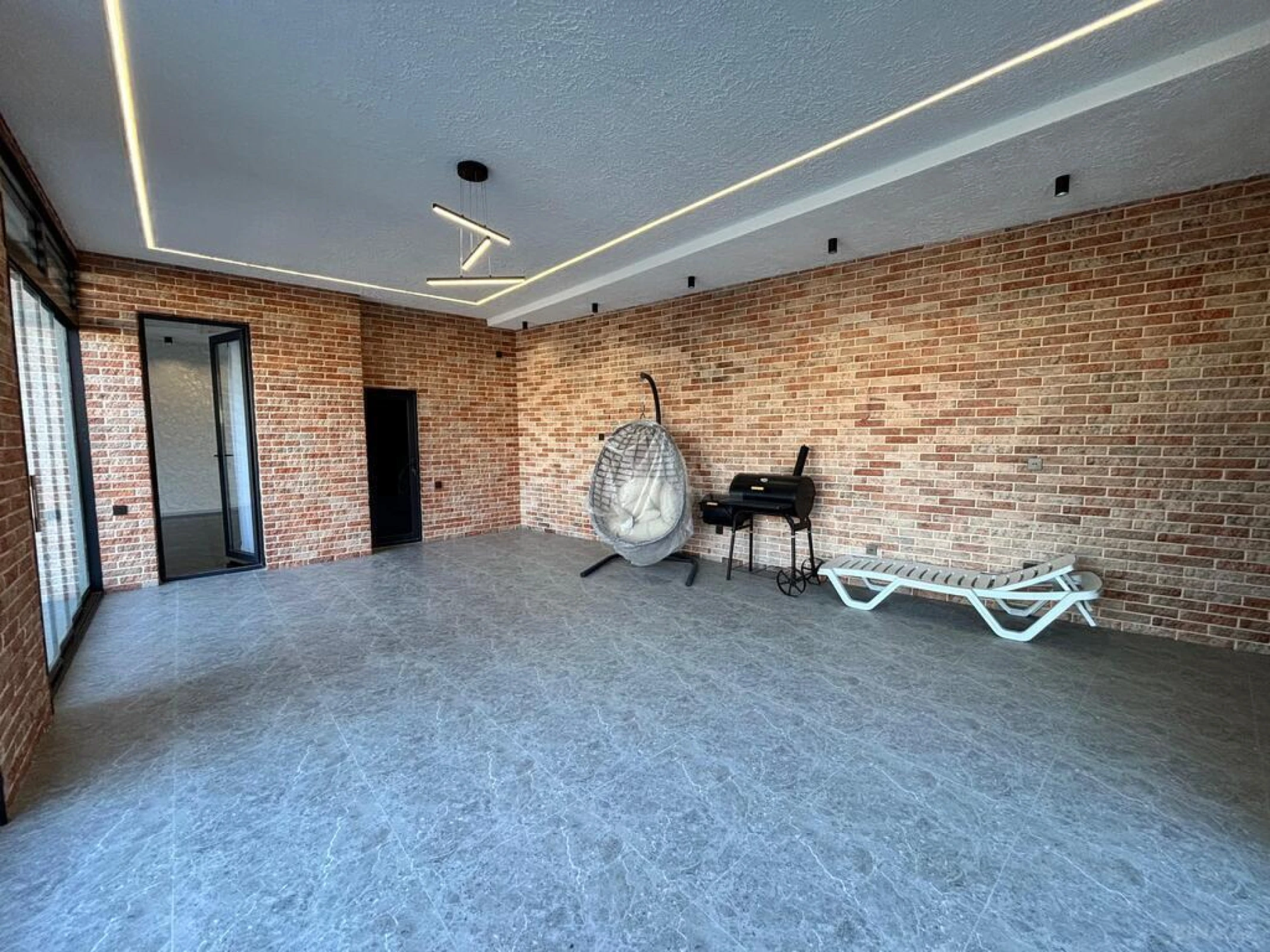 Satılır 4 otaqlı həyət evi 180 m²
